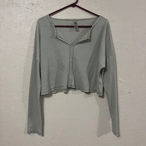Mono B Greenish Gray Cropped Blouse